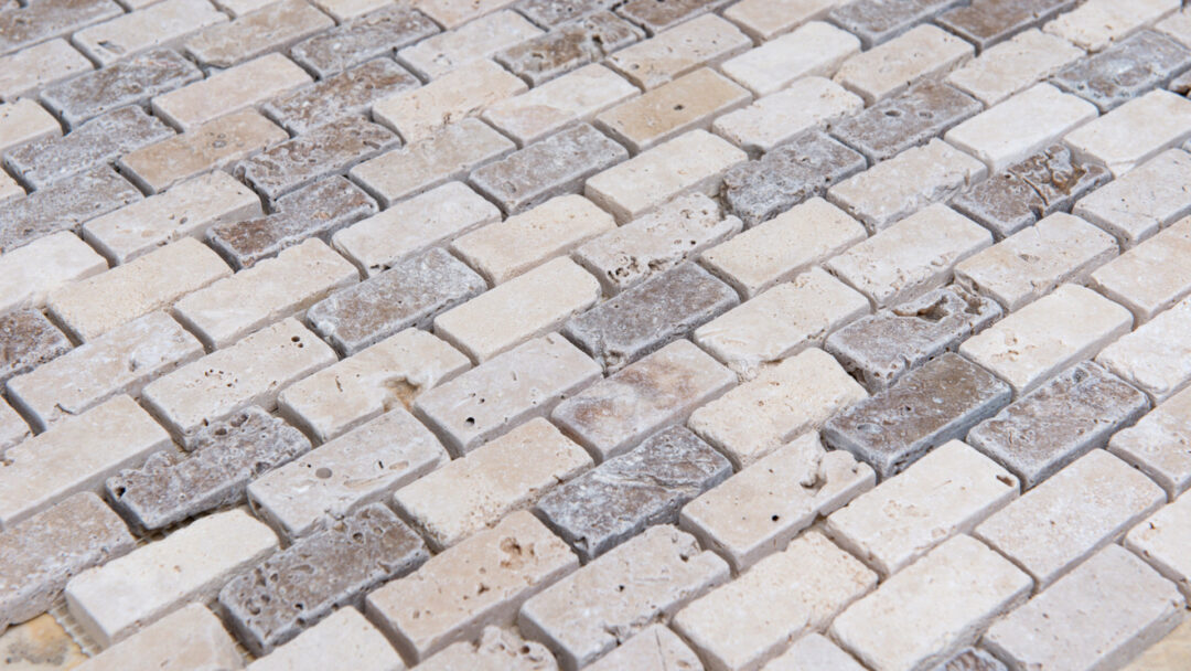 Mosaico in travertino 2,5x5,0 Tuscany Mix Ciottolo