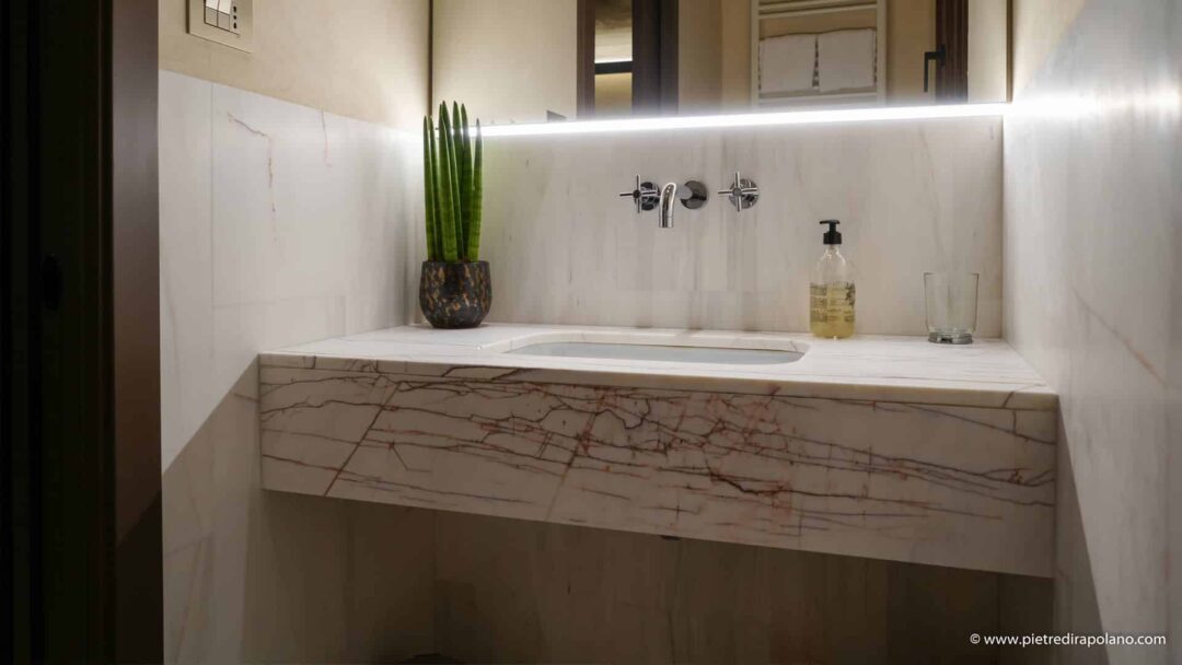 Bianco Alba x Pietre di Rapolano ()