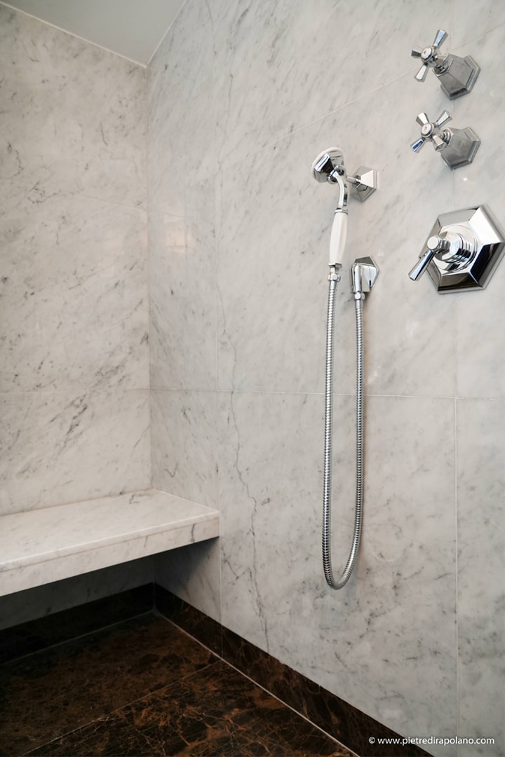 Bianco di carrara x Pietre di Rapolano ()