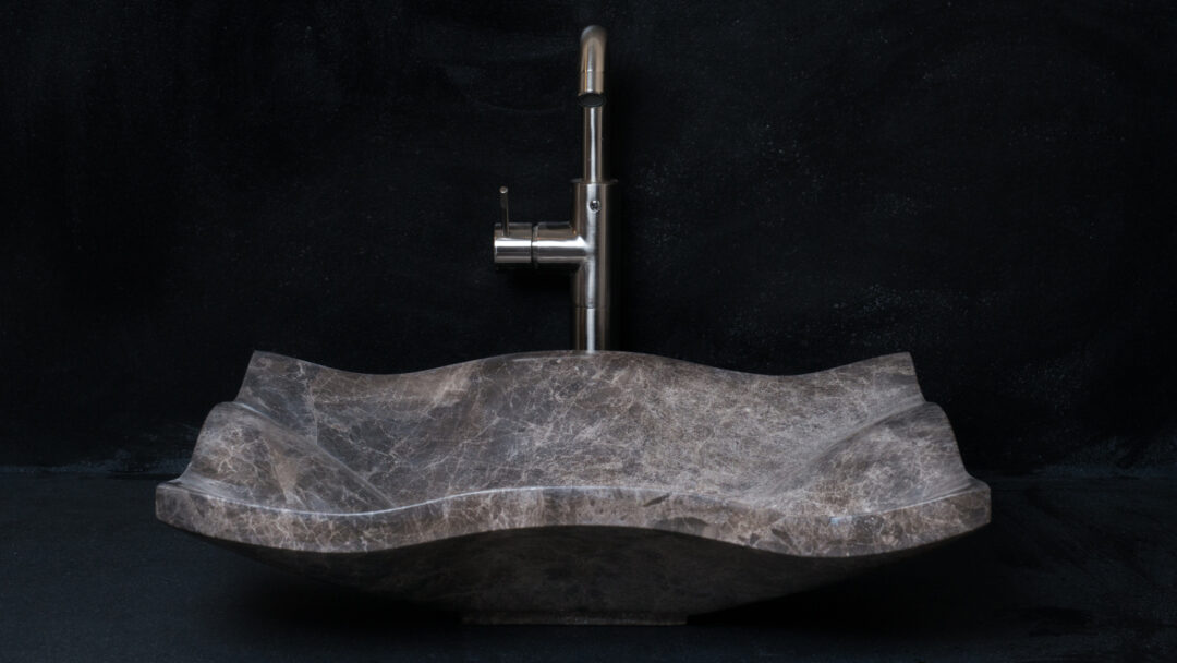 Carta brown marble sink