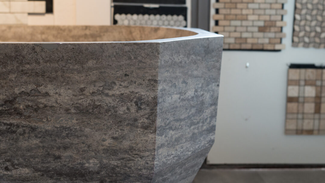 Daymo marble bathtub