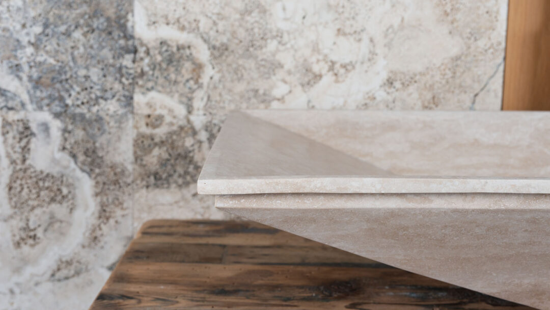 Detail Ecke des Greve Waschbeckens