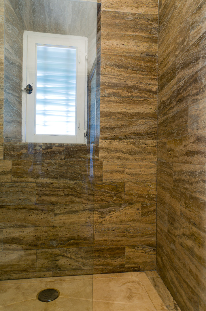 Travertino Toscano per rivestimento bagno