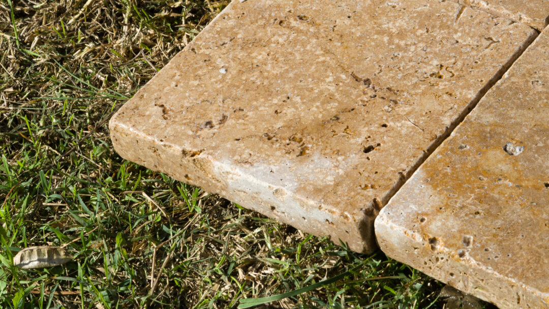 Fliesen 3 cm dick aus Travertin