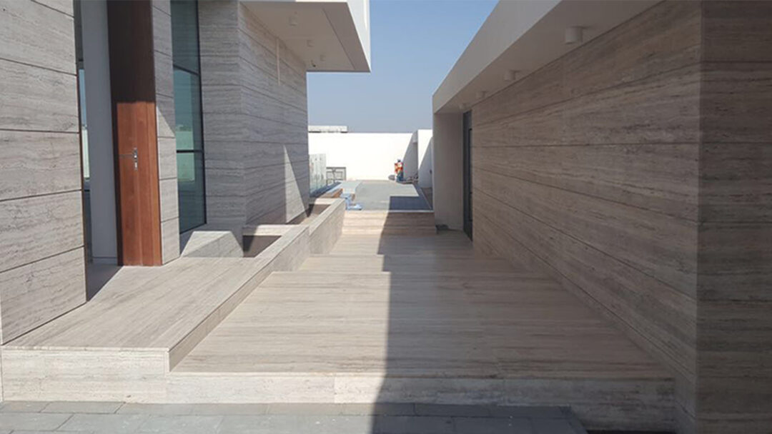 External facades travertine Rapolano Stones
