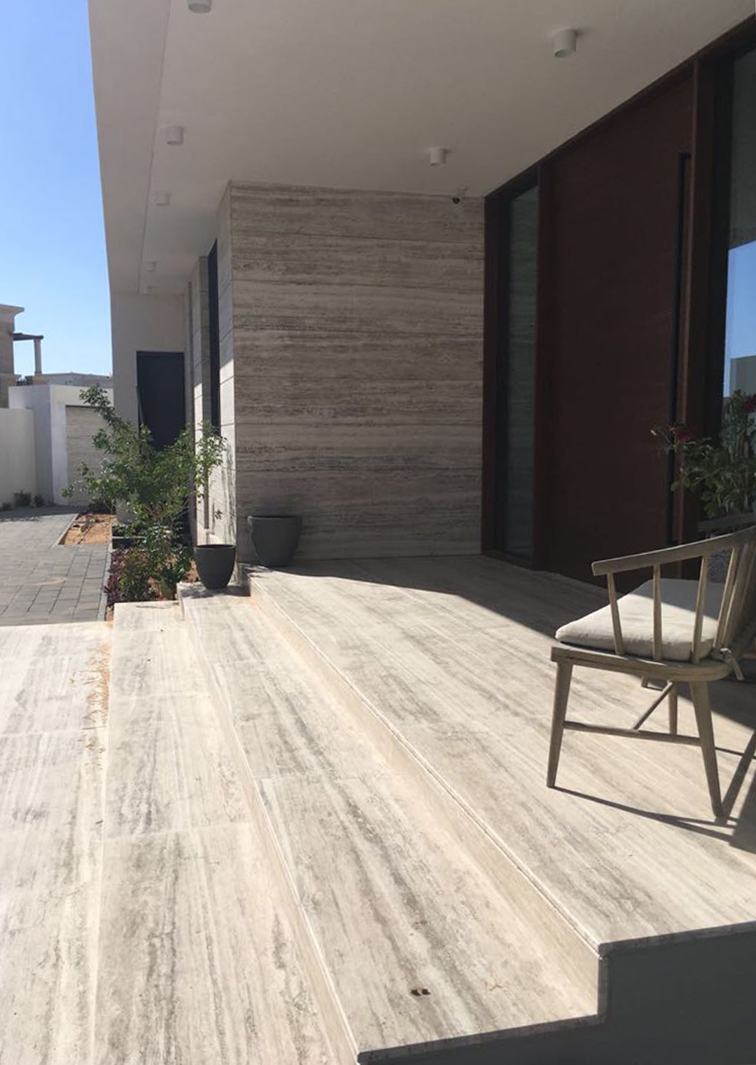 External facades travertine Rapolano Stones