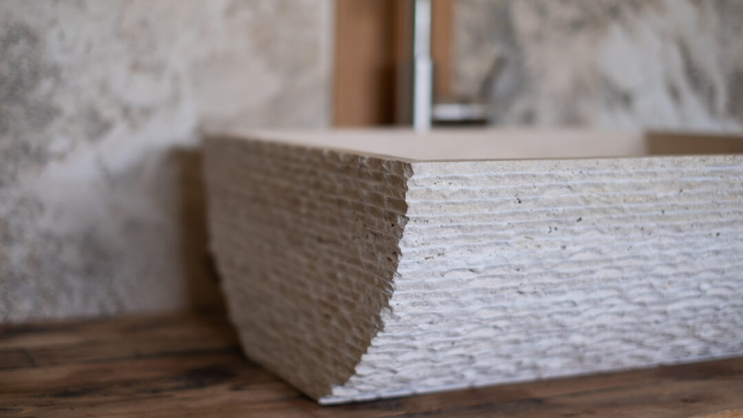 Mustang dettaglio scultura