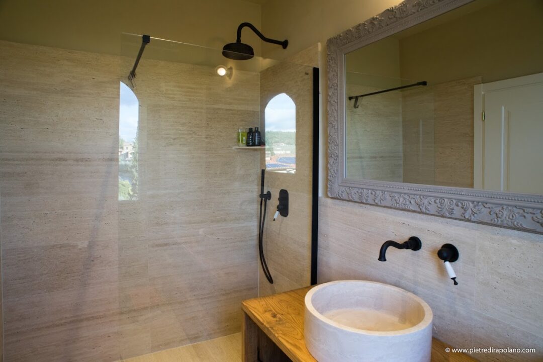 Crosscut travertine classic