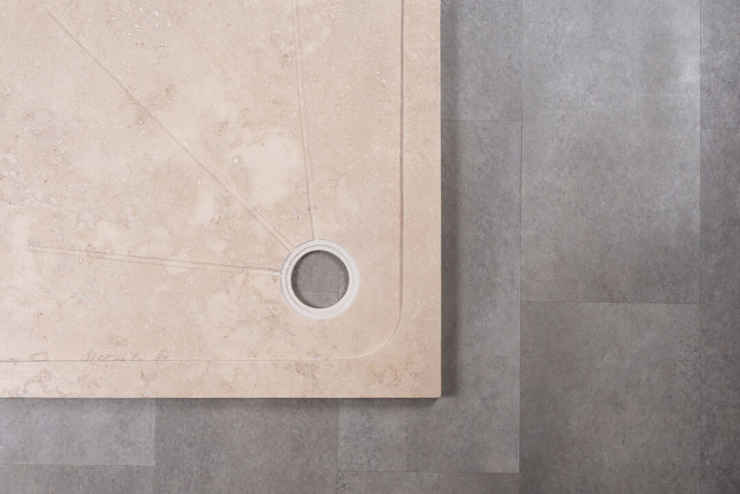 Solid Rapolano stone shower base with low thickness