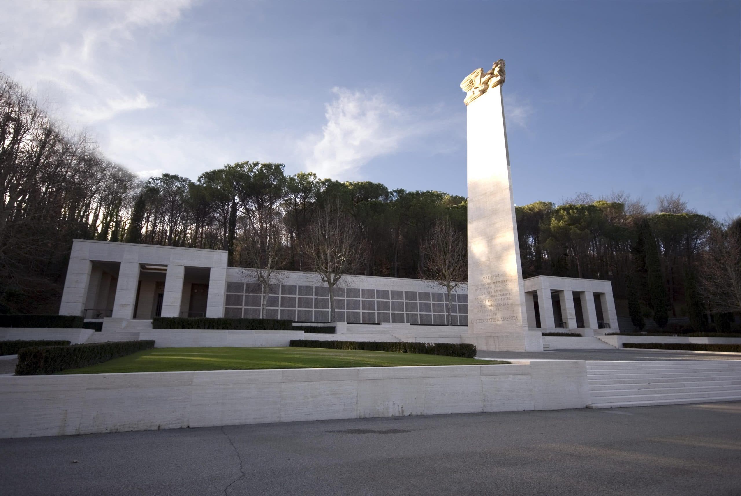 American cemetery altar American cemetery altar