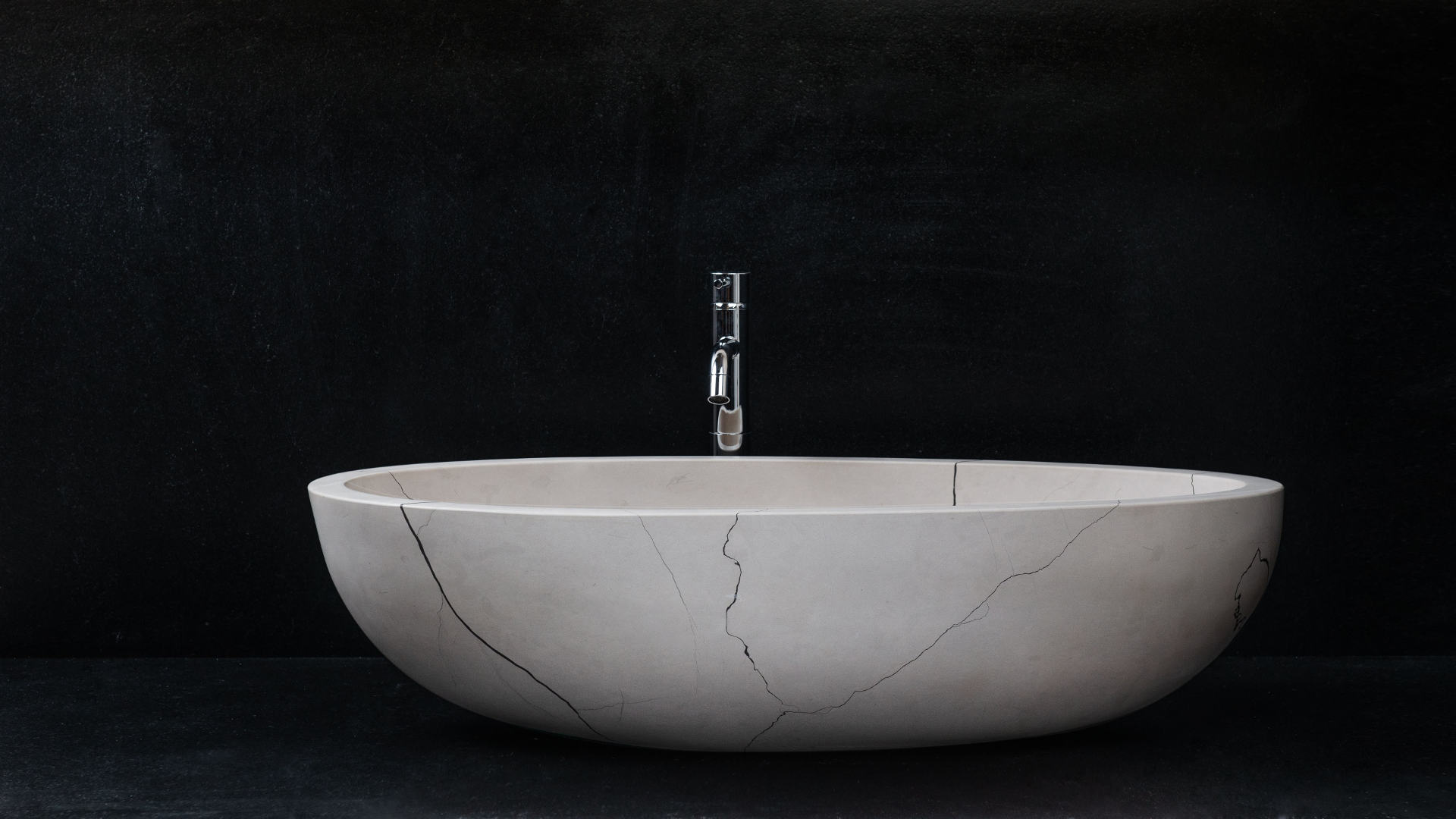 Eye tr zc basin in zecevo marble