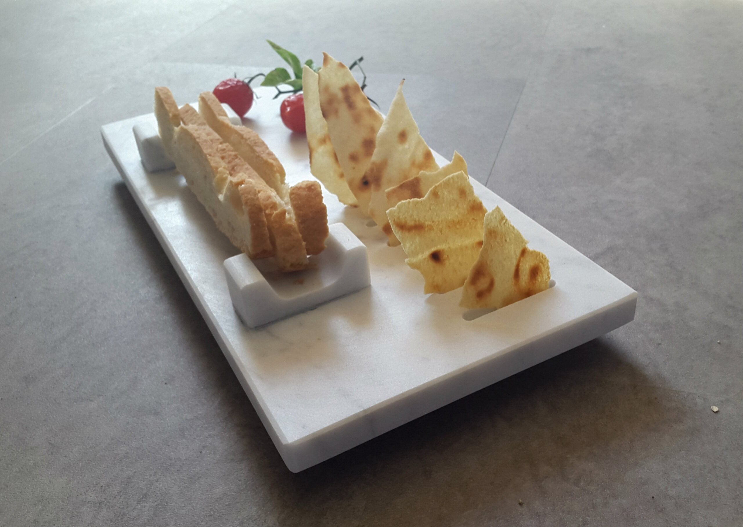 pietre-di-rapolano-carrara-marble-cutting-board-four-seasons-il-palagio-vito-mollica