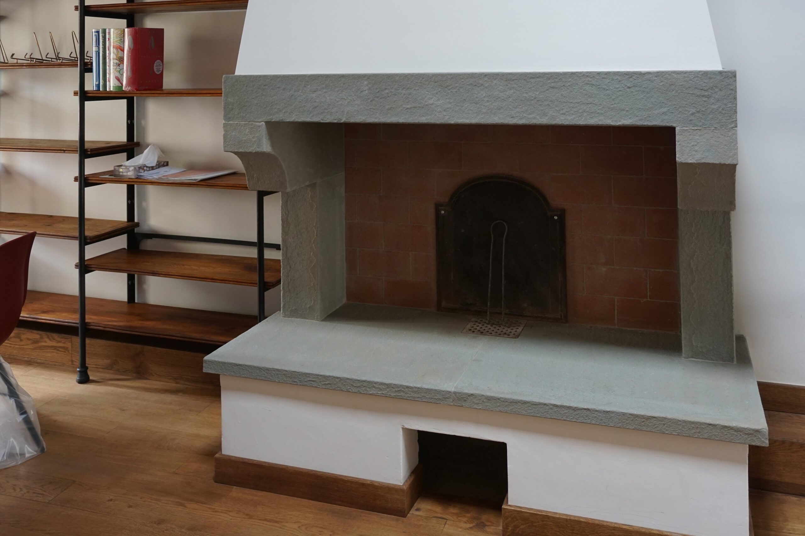 Caminetti in pietra serena